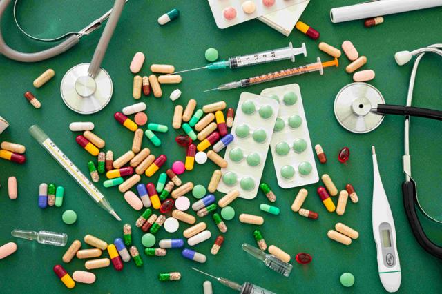 Toxic drug supply claims 177 lives in B.C. in February: Coroners Service - https://cdn.connectfm.ca/medicen.jpg