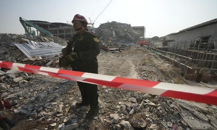 powerful-earthquake-rocks-thailand-and-myanmar-high-rise-building-under-construction-collapsed