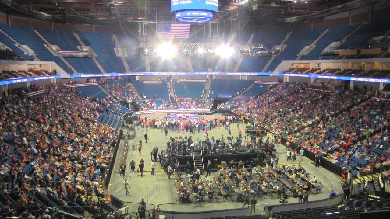 lower-than-expected-turnout-in-trumps-oklahoma-rally