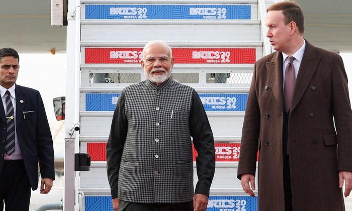 india-ready-to-provide-all-cooperation-to-resolve-ukraine-conflict-pm-tells-putin