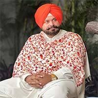 Navjot Singh Sidhu targeted Raja Waring - https://cdn.connectfm.ca/navjot-singh-sidhu-s.jpg