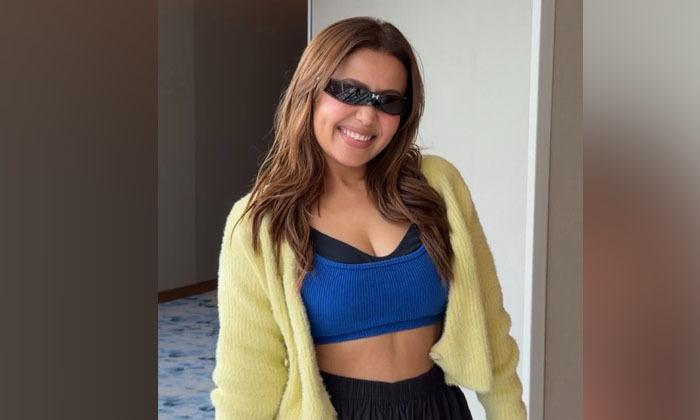 neha-kakkars-sudden-instagram-exit-sparks-concern-among-fans