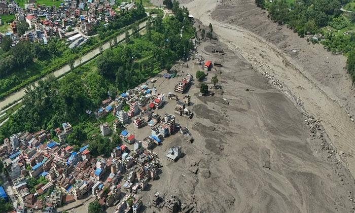 24-canadians-missing-as-floods-and-landslides-hit-nepal-tibet-border-region