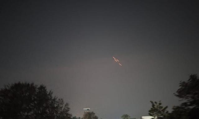 Pakistan launches several drone and missile attacks in Punjab - https://cdn.connectfm.ca/pakistan-attack.jpg