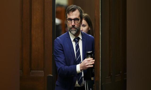 Canada to force plastic makers to report how much they make, reuse and recycle - https://cdn.connectfm.ca/plastic-makers.jpg