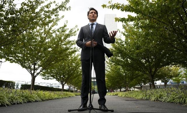 Trudeau returns to Ottawa as MPs get set to vote on non-confidence motion - https://cdn.connectfm.ca/pm-troudo.jpg