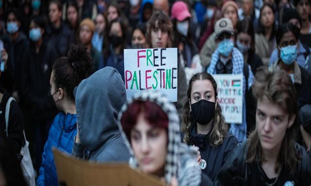 13 pro-Palestinian protesters charged for blocking railway in Vancouver: police - https://cdn.connectfm.ca/pro-Palestinian.jpg