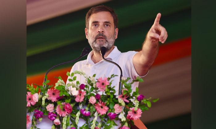 if-priyanka-gandhi-had-contested-from-varanasi-pm-modi-would-have-lost-here-rahul-gandhi