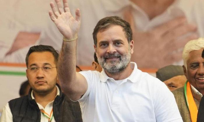 rahul-gandhi-targets-arvind-kejriwal-during-delhi-rally