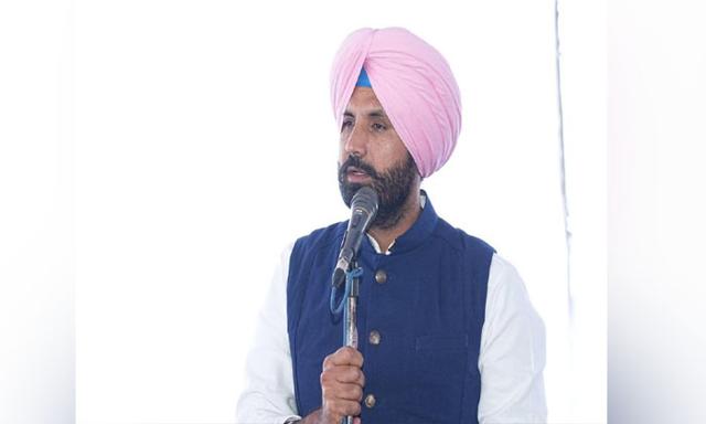 Amarinder Singh Raja Waring challenged BJP state president Sunil Jakhar - https://cdn.connectfm.ca/raja-waring_2024-04-26-195715_bggt.jpg