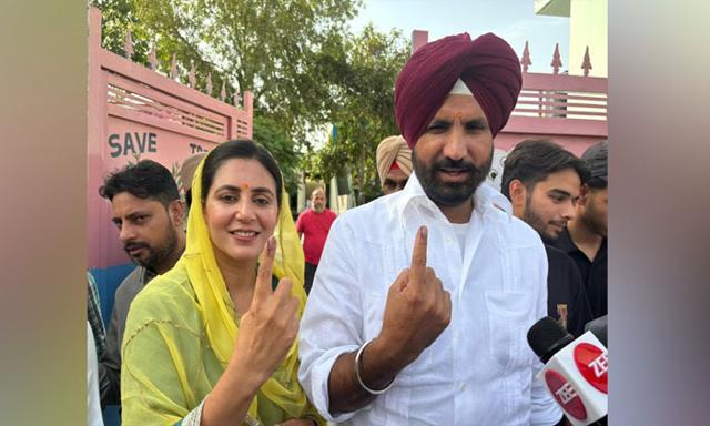 Raja Waring voted with his family - https://cdn.connectfm.ca/raja-waring_2024-06-01-041726_fjmc.jpg