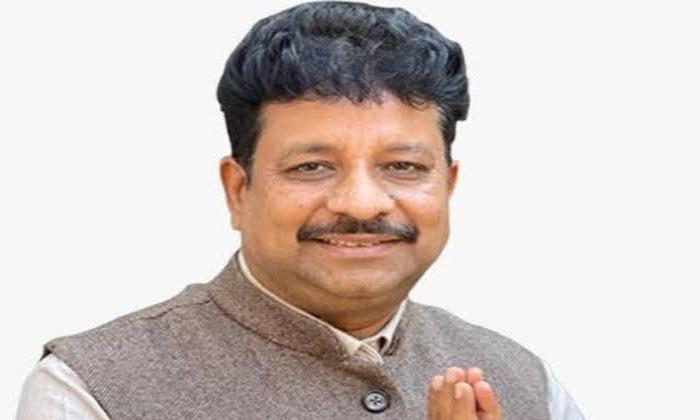 raman-arora-arrested-by-vigilance-in-corruption-case