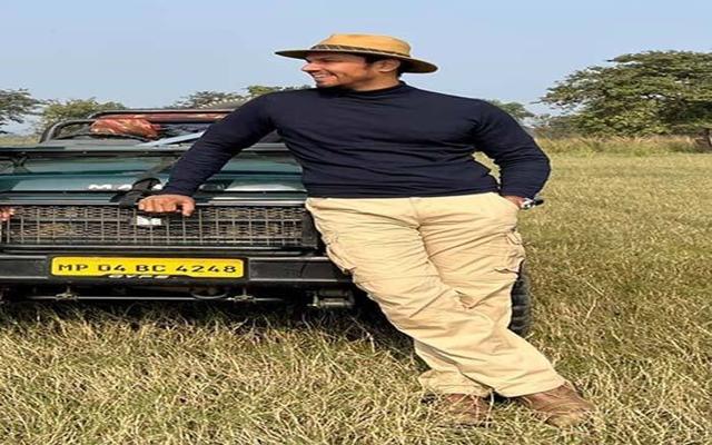 Randeep Hooda to marry longtime girlfriend Lin Laishram - https://cdn.connectfm.ca/randeep-hooda-november-7_2023-11-08-213049_gehw_2023-11-10-083023_nudm.jpg