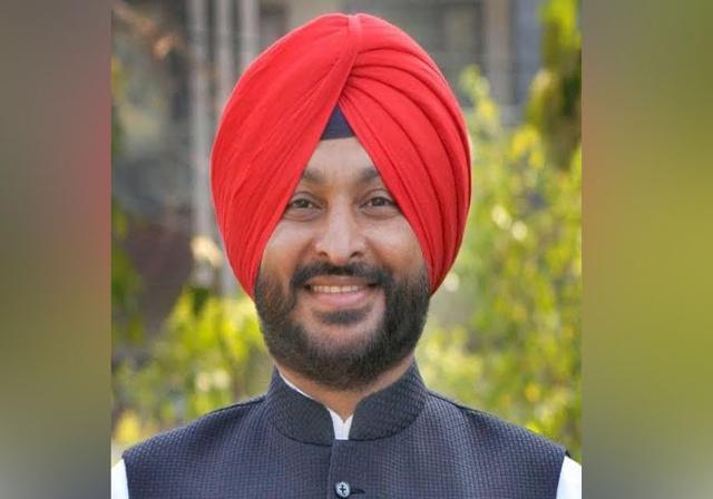 Aam Aadmi Party government will fall in Punjab, Ravneet Bittu claimed - https://cdn.connectfm.ca/ravneet-bittuuu.jpg