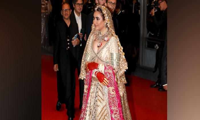 a-necklace-featuring-pm-modi-at-cannes-2025