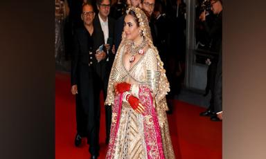 a-necklace-featuring-pm-modi-at-cannes-2025