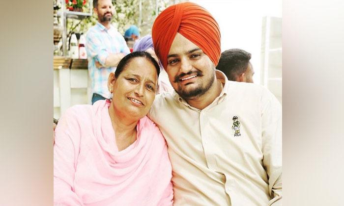 a-big-fraud-in-the-name-of-sidhu-moosewalas-mother-charan-kaur-a-case-has-been-registered
