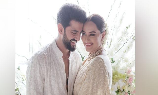 All is well in Sinha family! - https://cdn.connectfm.ca/sonakshi.jpg