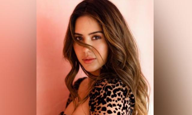 Sonam Bajwa is the Baaghi star - https://cdn.connectfm.ca/sonam-bajwa_2024-12-11-171540_klbh.jpg