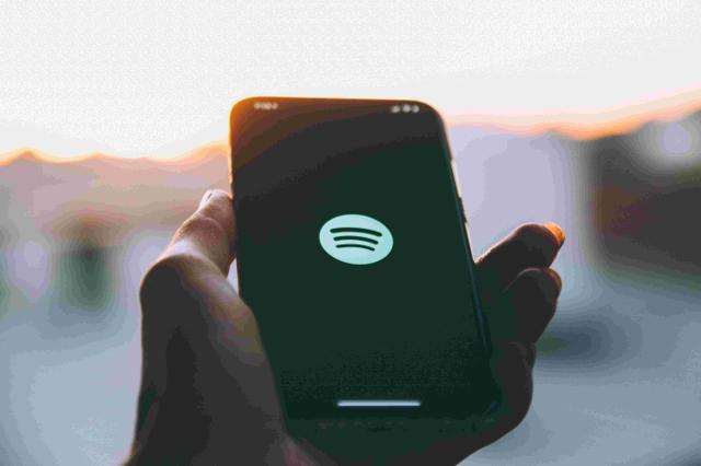 Spotify axes 17% of workforce in third round of layoffs this year - https://cdn.connectfm.ca/spotify.jpg