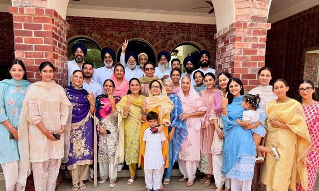 Sukhbir Singh Badal voted along with his family - https://cdn.connectfm.ca/sukhbir-singh-badal_2024-06-01-060730_kfoy.jpg