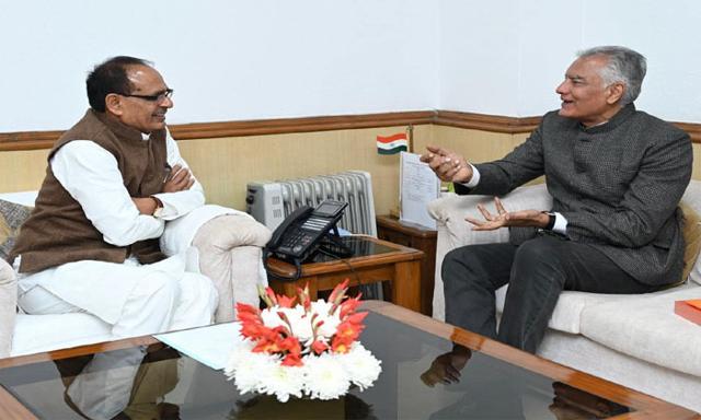 Sunil Jakhar meets Union Agriculture Minister Shivraj Singh Chouhan - https://cdn.connectfm.ca/sunil-jakhar_2025-01-14-190708_vhlx.jpg