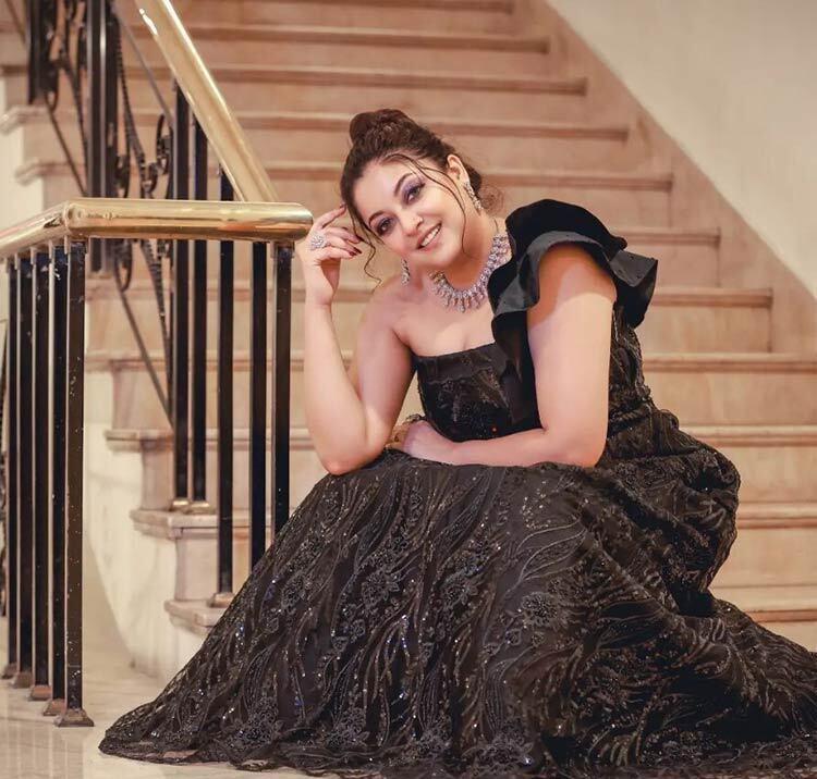 bollywood-actress-tanushree-dutta-files-fir-against-rakhi-sawant