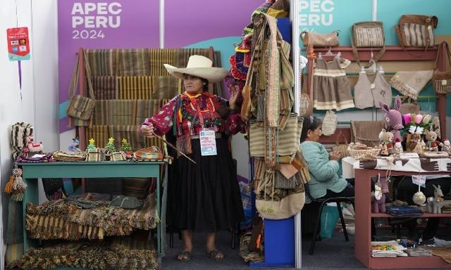 Trudeau off to APEC in Peru, G20 summit in Brazil as peer nations brace for Trump - https://cdn.connectfm.ca/troudo-in-peru.jpg