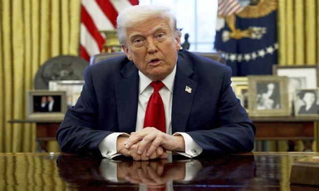 Trump threatens EU and Canada with more tariffs if they work together to harm U.S. - https://cdn.connectfm.ca/trump_2025-03-27-134643_rzwi.jpg