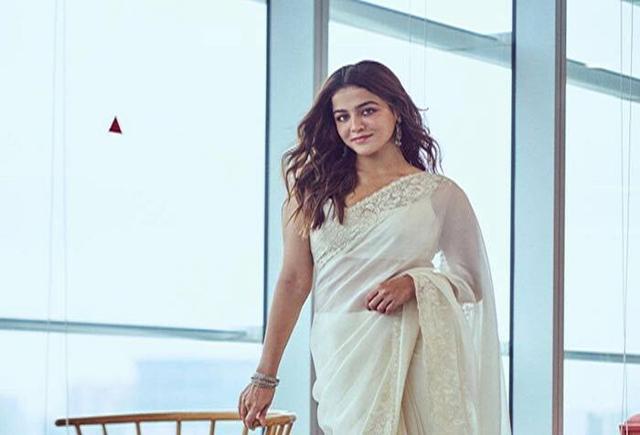 Kamaal Karta Wamiqa - https://cdn.connectfm.ca/wamika.jpg