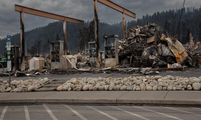2024 wildfire season is on track to be second largest in last two decades - https://cdn.connectfm.ca/wildfire-season_2024-09-25-173226_didh.jpg