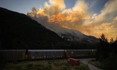 metro-vancouver-wildfire-triggers-evacuation-alert-as-fraser-canyon-residents-begin-returning-home
