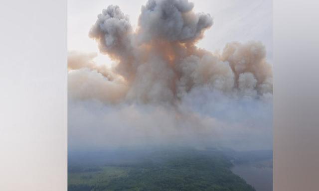 Two major wildfires in northeast B.C. are downgraded, leaving just one fire of note - https://cdn.connectfm.ca/wildfires_2025-06-19-191648_tfsi.jpg