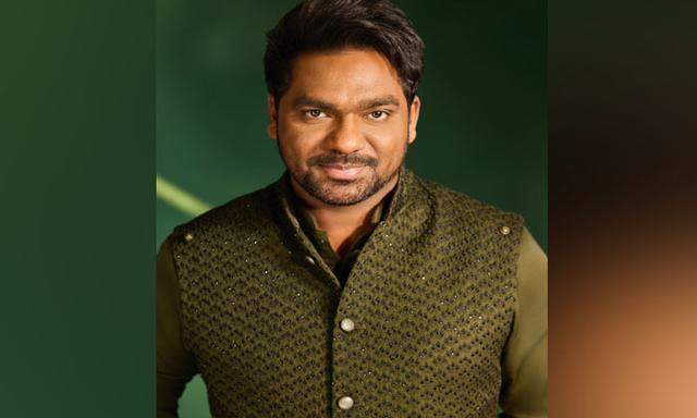 Zakir Khan Announces Extended Break from Stand-Up - https://cdn.connectfm.ca/zakir-khan_2026-01-22-132912_xgar.jpg