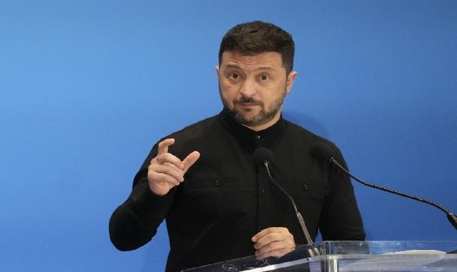 Zelenskyy shakes up Ukrainian Cabinet, appointing new prime minister to reinvigorate war effort - https://cdn.connectfm.ca/zezlensky.jpg