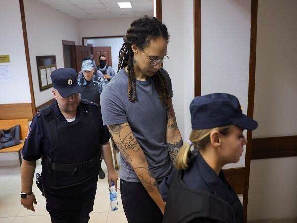 russian-judge-sentences-wnbas-griner-to-9-years-in-prison
