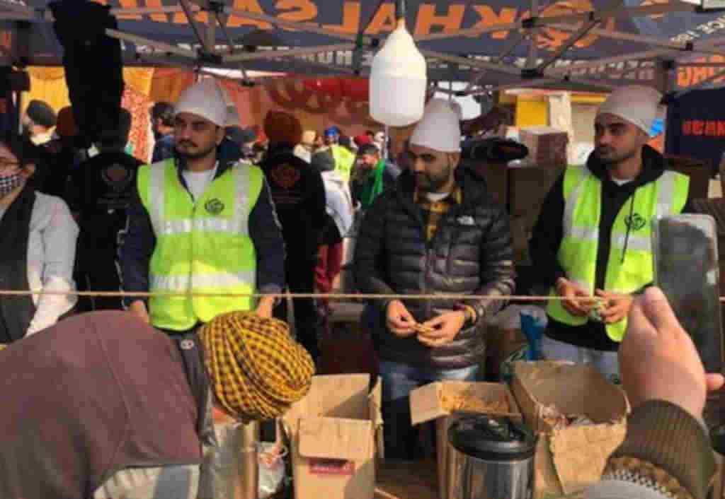 punjabi-actors-extend-a-hand-of-help-to-the-farmers