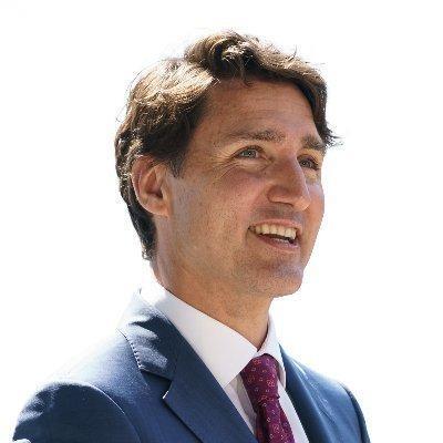 pm-trudeau-extremely-frustrated-by-video-that-shows-passengers-on-a-flight-ignoring-public-health-measures