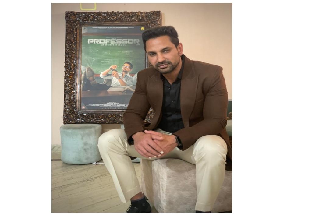 punjabi-film-actor-kartar-cheema-detained-after-being-accused-of-issuing-threats