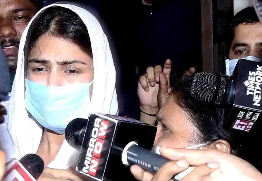 rhea-chakraborty-files-complaint-against-media