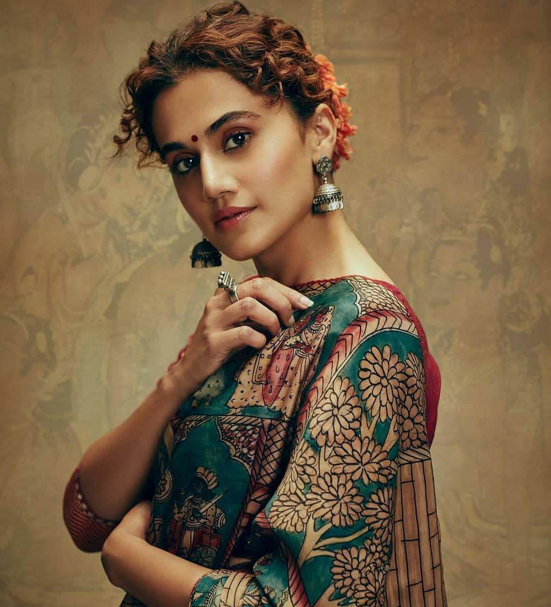 taapsee-pannu-turns-producer