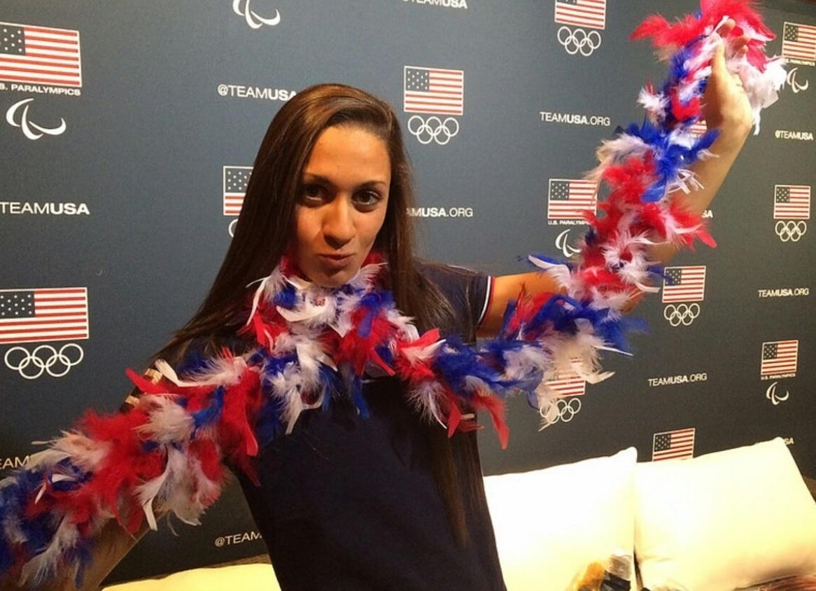 us-coach-makes-dramatic-rescue-of-artistic-swimmer-at-worlds