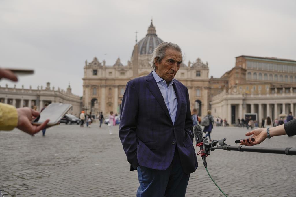 hope-for-change-first-nations-delegates-meet-with-pope-francis