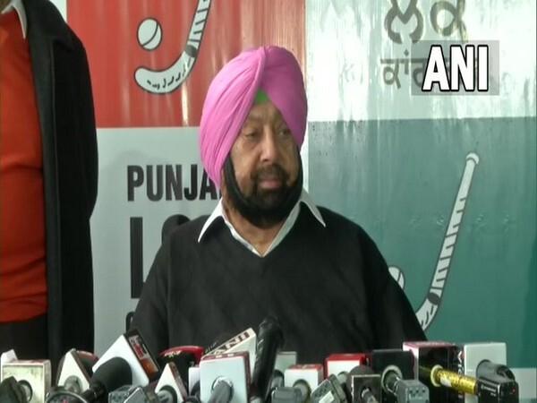 amarinder-singh-slams-navjot-singh-sidhu-over-sand-mafia-issue