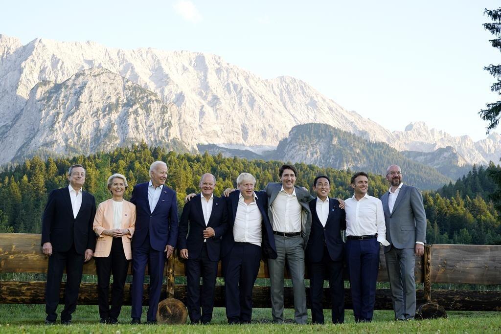 pm-trudeau-announces-sanctions-against-74-people-and-businesses-in-russia-and-belarus