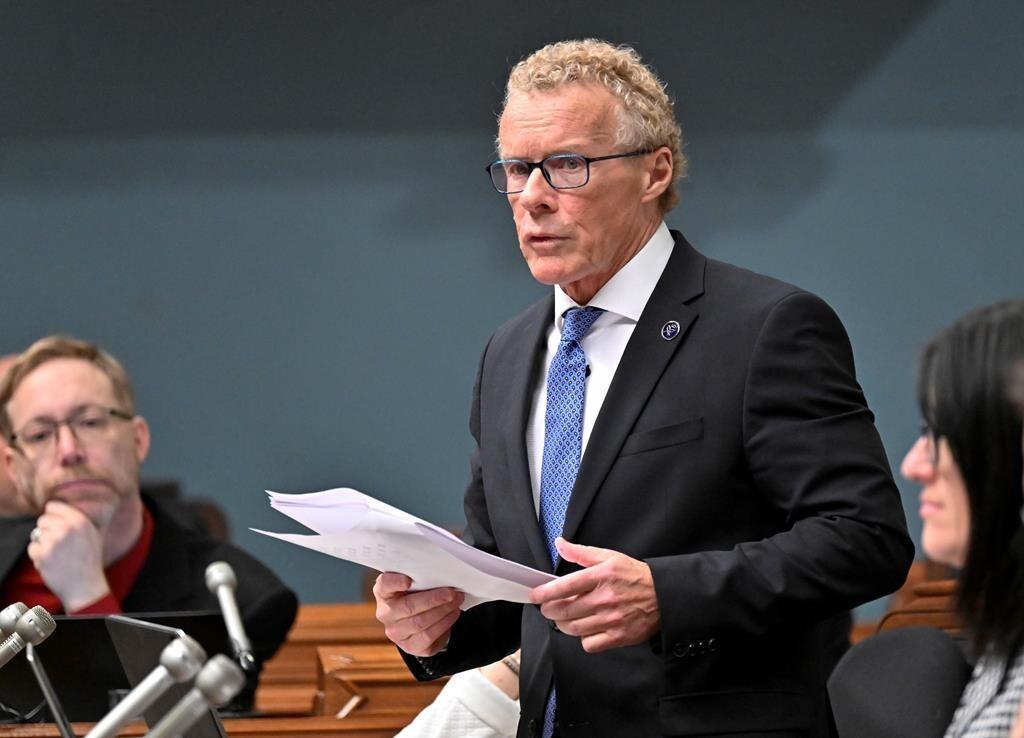 quebec-children-under-14-to-be-banned-from-working-most-jobs