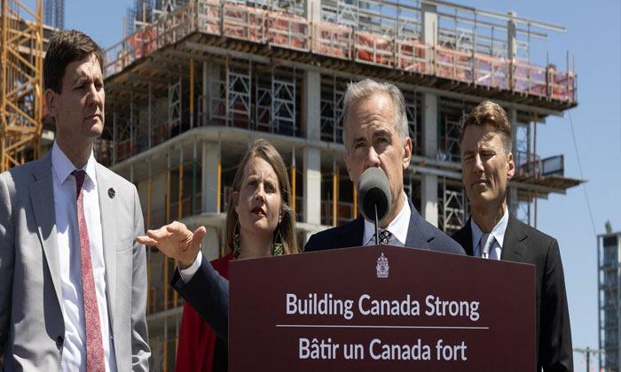 carney-eby-announce-mou-on-b-c-tanker-ban-and-pipeline-compensation