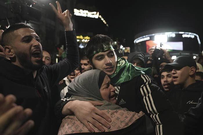 israel-and-hamas-agree-to-extend-truce-for-two-more-days