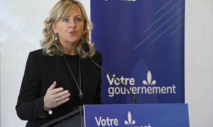 quebec-adopts-law-to-fine-people-who-intimidate-harass-politicians