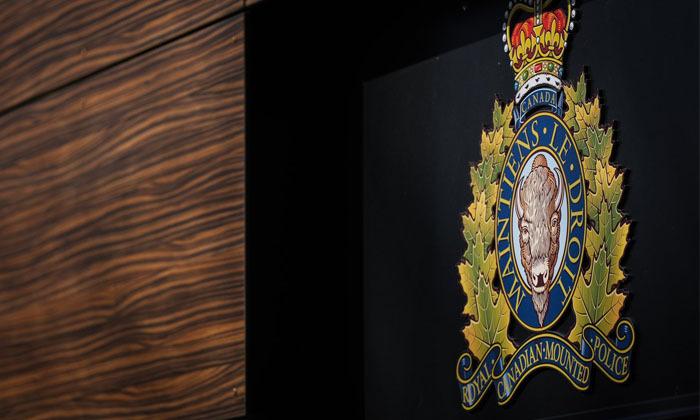 police-say-two-people-killed-in-plane-crash-near-squamish-b-c